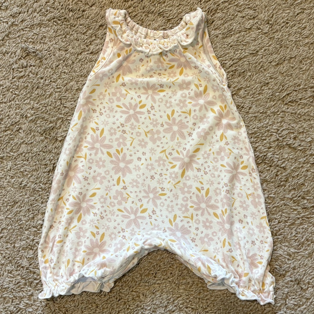 gunamuna Bamboo Bubble Romper in Eden - Picture 2 of 8
